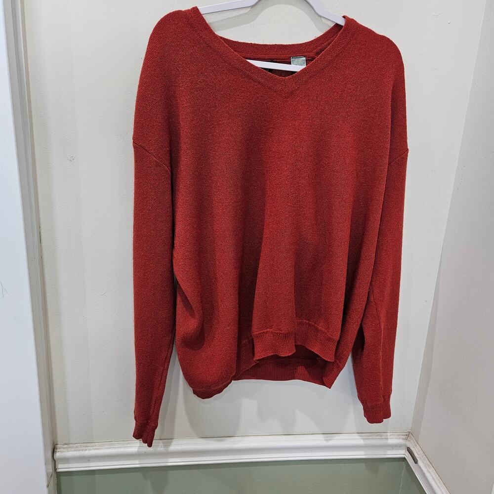 Men's/Women's Long Sleeve Sweater. Size XL